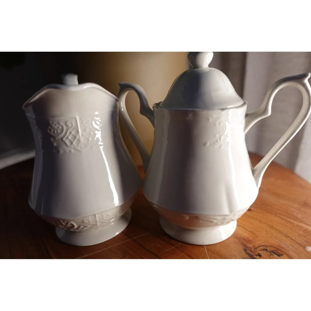 Vintage Creamer and Sugar Bowl Set Made in England‎ Embossed Porcelain